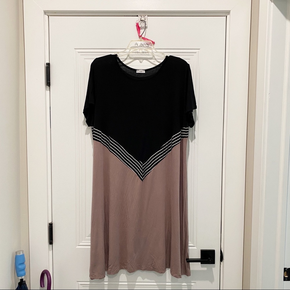 Plus Size Color Block T-shirt Dress